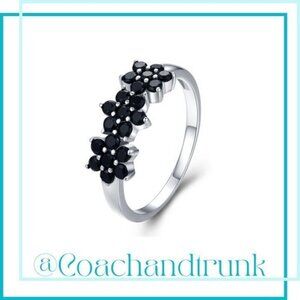 Black Spinel Prong Set 3 Flower Sterling Silver Band Ring Size 7